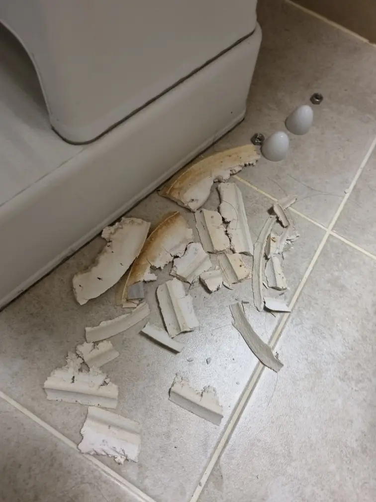 변기 흔들림 4